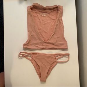 Frankies Bikini Blush Choker Set